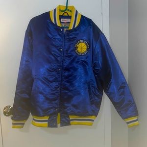 Mitchell & Ness, Men’s size XL, Warriors vintage varsity jacket.